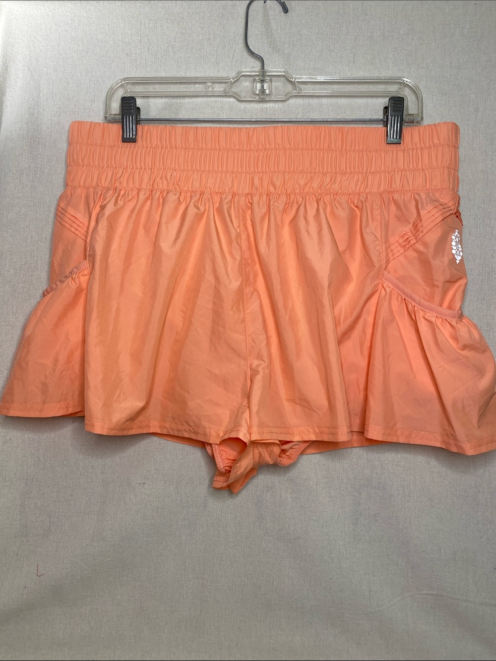 Free People Women's Get Your Flirt On Short,Peach,XL NWO the bag, Excellent Cond